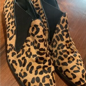 Jeffrey Campbell Tan and Black Loafers with Stylish Design